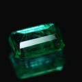 ok. 0,55ct /szt. - CUDOWNY - SZMARAGD NAT.- 6,18x3,95/2,59mm ośmiokąt ok. 0,55ct /szt. - CUDOWNY - SZMARAGD NAT.- 6,18x3,95/2,59mm ośmiokąt