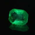 ok. 0,92ct /szt. - PIĘKNY SZMARAGD NAT.- 6,88x5,50/3,42mm prostokąt ok. 0,92ct /szt. - PIĘKNY SZMARAGD NAT.- 6,88x5,50/3,42mm prostokąt