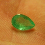 ok. 0,65ct /1szt. - PIĘKNY SZMARAGD NAT.-  4,87x7,67mm 3,18mm gł. kropla