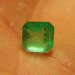ok. 0,595ct /1szt. - PIĘKNY SZMARAGD NAT.- 5,33x5,23mm 3,42mm ośmiokąt ok. 0,595ct /1szt. - PIĘKNY SZMARAGD NAT.- 5,33x5,23mm 3,42mm ośmiokąt