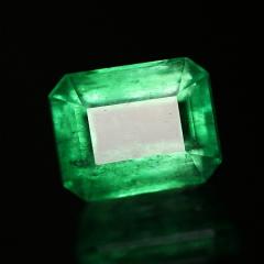 ok. 1,45ct/1szt -PIĘKNY SZMARAGD  NAT. Cert.-  7,18x5,76mm 4,44mm głęb. ośmiokąt