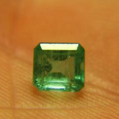 ok. 0,865ct /1szt. - PIĘKNY SZMARAGD NAT.-  5,15x5,51mm 4,10mm gł. ośmiokąt