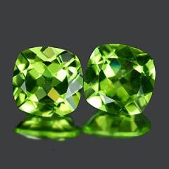 ok. 1,71ct/2szt -CUDNY PERYDOT, OLIWIN NAT.-  6,1x6,1mm / 3,1mm  antyk