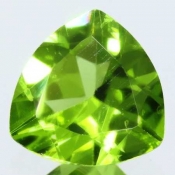 ok. 1,56ct/szt. - OLIWIN NAT.- 7,89x7,93/4,07mm trilion