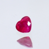 ok. 0,445ct/szt. -PIĘKNY RUBIN NAT.- 4,31x4,58/2,70mm serce