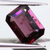 ok. 2,48ct/szt. -DO SYGNETU SPINEL NAT.- 10,13x7,13/3,42mm ośmiokąt