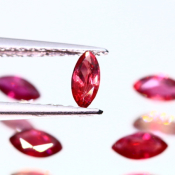 ok. 0,15ct/szt. -ROYAL RED (CZERWIEŃ KRÓLEWSKA) - NAJCENNIEJSZY ODCIEŃ RUBIN NAT.- 4,2x2,2/1,6mm (+/-0,2mm) markiza