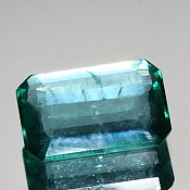ok. 2,50ct/szt. - certyfikowany CENNY SZMARAGD NAT.- 11,32x7,82/3,04mm ośmiokąt