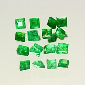 ok. 0,04ct/1szt. -CENNY SZMARAGD NAT.- 2,1x2,1/1,6mm (+/-0,1mm) kwadrat