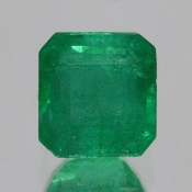 ok. 0,835ct/szt. -JEDWABISTY SZMARAGD NAT.- 5,09x4,81/4,12mm ośmiokąt