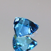 ok. 0,64ct/szt. - TOPAZ NAT.- 5,07x5,15/3,49mm trilion