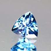 ok. 0,605ct/szt. - TOPAZ NAT.- 5,12x5,10/3,57mm trilion