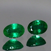 ok. 0,96ct/para -PRZEPIĘKNY SZMARAGD NAT.- 6,08x4,07/3,08mm + 5,87x4,18/3,02mm owal	