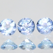 ok. 0,29ct/szt. -SKY BLUE TOPAZ NAT.- d3,95+/-0,05mm / 2,50mm okrągły