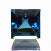 ok. 4,45ct/szt. - TOPAZ NAT.- 8,20x7,72/7,03mm kwadrat