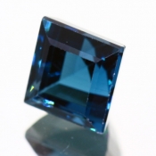 ok. 4,45ct/szt. - TOPAZ NAT.- 8,20x7,72/7,03mm kwadrat