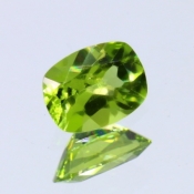 ok. 0,775ct/szt. - OLIWIN NAT.- 6,86x5,08/3,24mm antyk