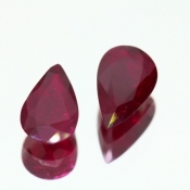 ok. 1,62ct/para -CZERWONY RUBIN NAT.- 8x5mm kropla