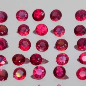 ok. 0,05ct/szt. -ROYAL RED (CZERWIEŃ KRÓLEWSKA) - NAJCENNIEJSZY ODCIEŃ RUBIN NAT.- d2,4mm okrągły