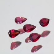 ok. 0,12ct/szt. -SWEET CHERRY RED (CZEREŚNIOWY) RUBIN NAT.- 3,7x2,5mm (+0,1/-0,2mm) kropla