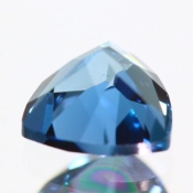 ok. 0,535ct/szt. -LONDON BLUE TOPAZ NAT.- 4,95x4,96/3,25mm trilion