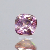 ok. 0,36ct/szt. - SPINEL NAT.- 4,09x4,13/2,87mm antyk