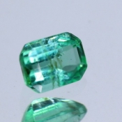 ok. 0,415ct/szt. - SZMARAGD NAT.- 5,12x3,88/2,95mm ośmiokąt