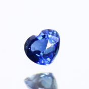 ok. 0,4ct/szt. -DEEP BLUE SZAFIR NAT.- 4,23x3,97/2,82mm serce