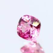 ok. 0,39ct/szt. -PINK SPINEL NAT.- 4,05x4,05/3,02mm antyk
