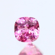 ok. 0,39ct/szt. -PINK SPINEL NAT.- 4,05x4,05/3,02mm antyk